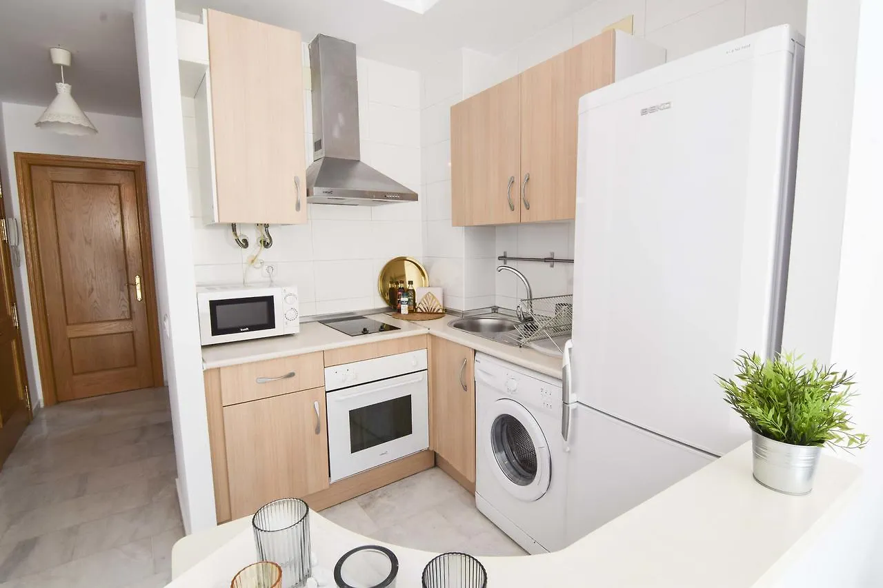 P&P Apartaments Carrera De Capuchinos Малага Апартаменты