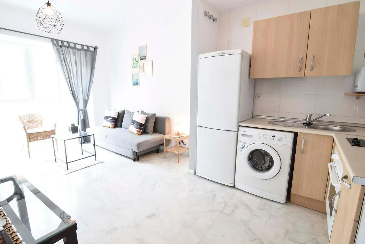 P&P Apartaments Carrera De Capuchinos Малага Апартаменты