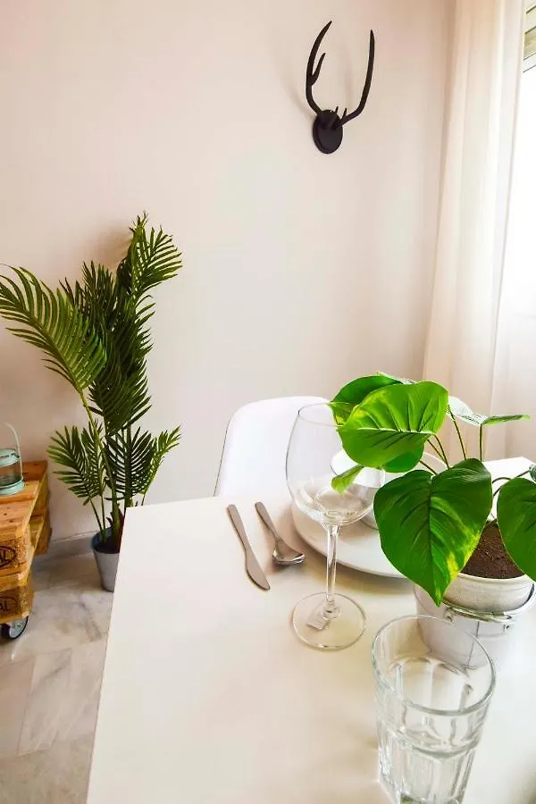 Apartman P&P Apartaments Carrera De Capuchinos Málaga Spanyolország